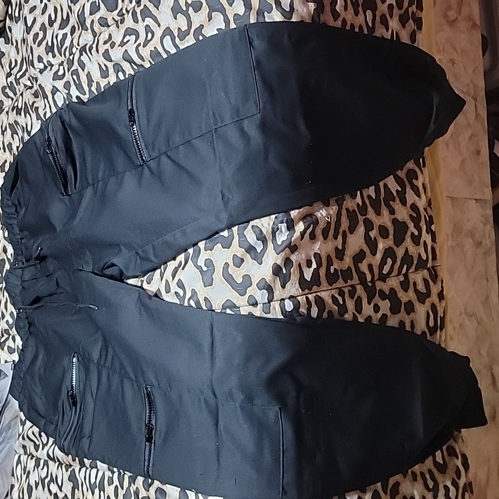 All black with zippers cargo pants with pockets
